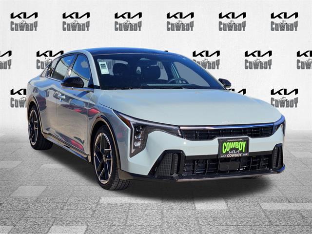 2025 Kia K4 GT-Line's photo