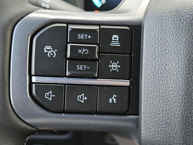 2025 Ford F-150 Lariat photo 17