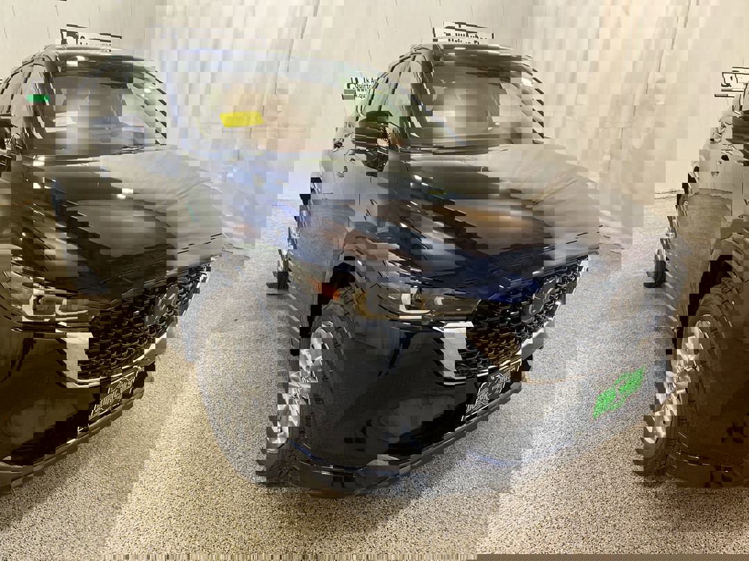 2025 Mazda CX-5 S Select Package's photo