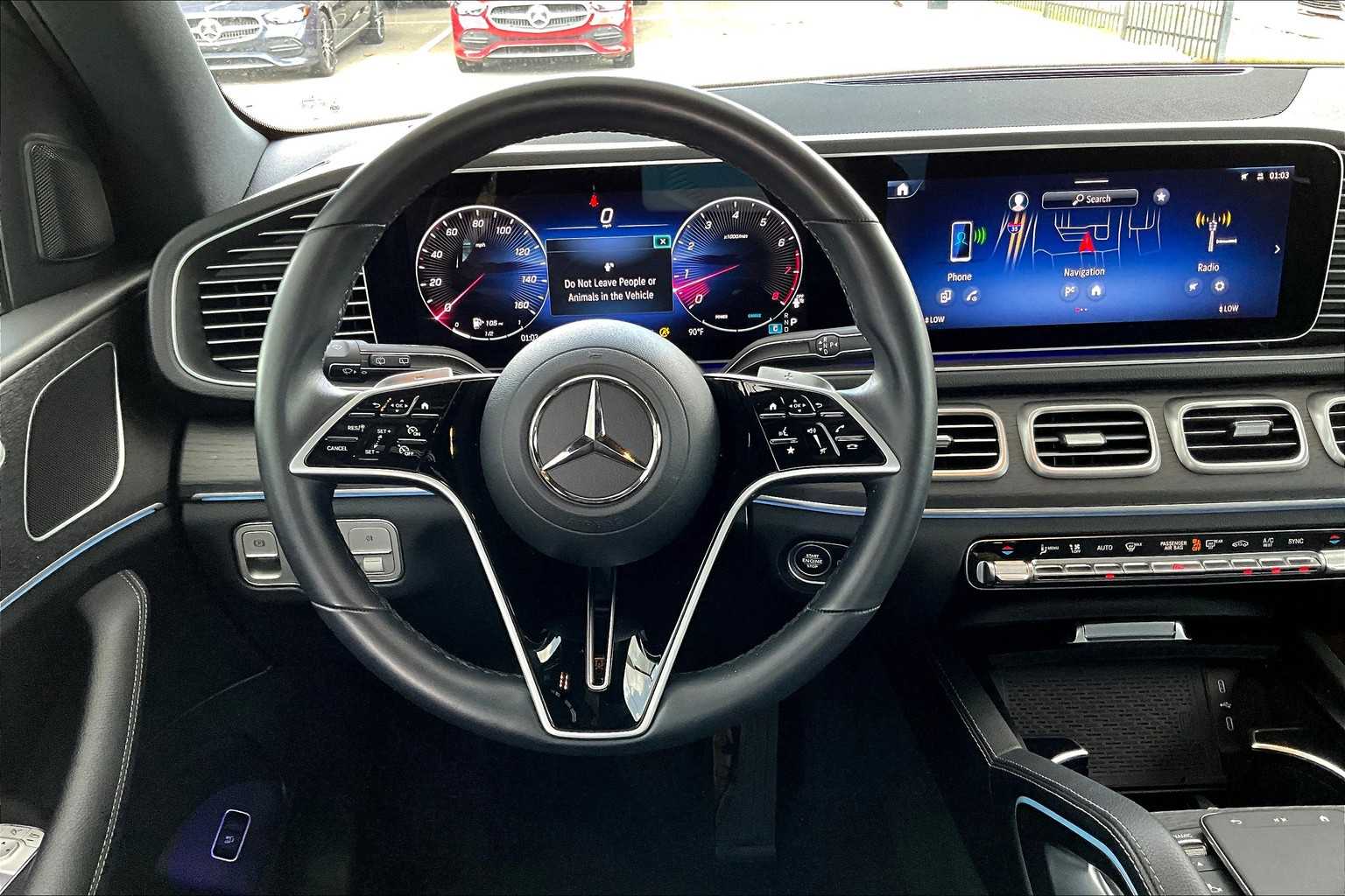 2025 Mercedes Benz GLE 350 4MATIC photo 5