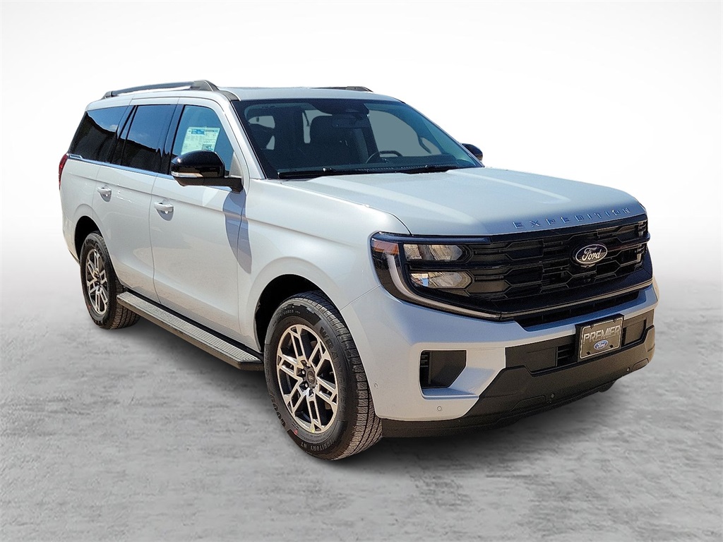2025 Ford Expedition Active's photo