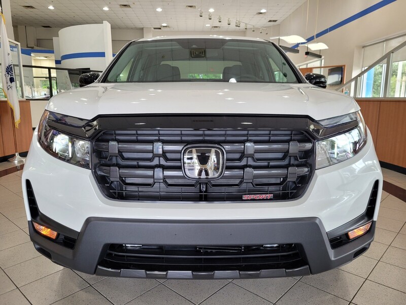 2025 Honda Ridgeline Sport photo 2