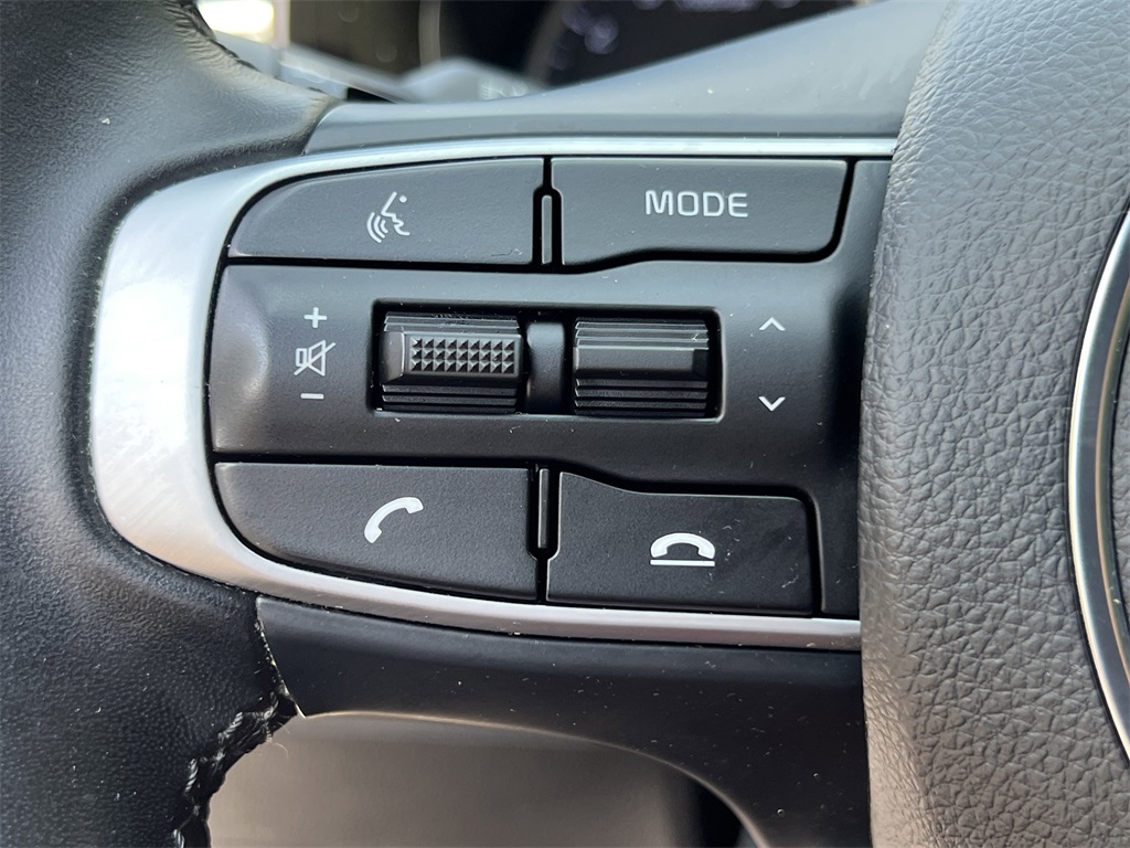 2023 Kia K5 GT-Line photo 17