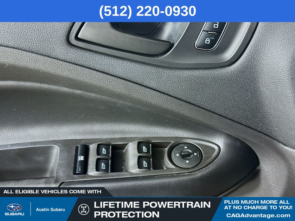 2019 Ford Escape S photo 17