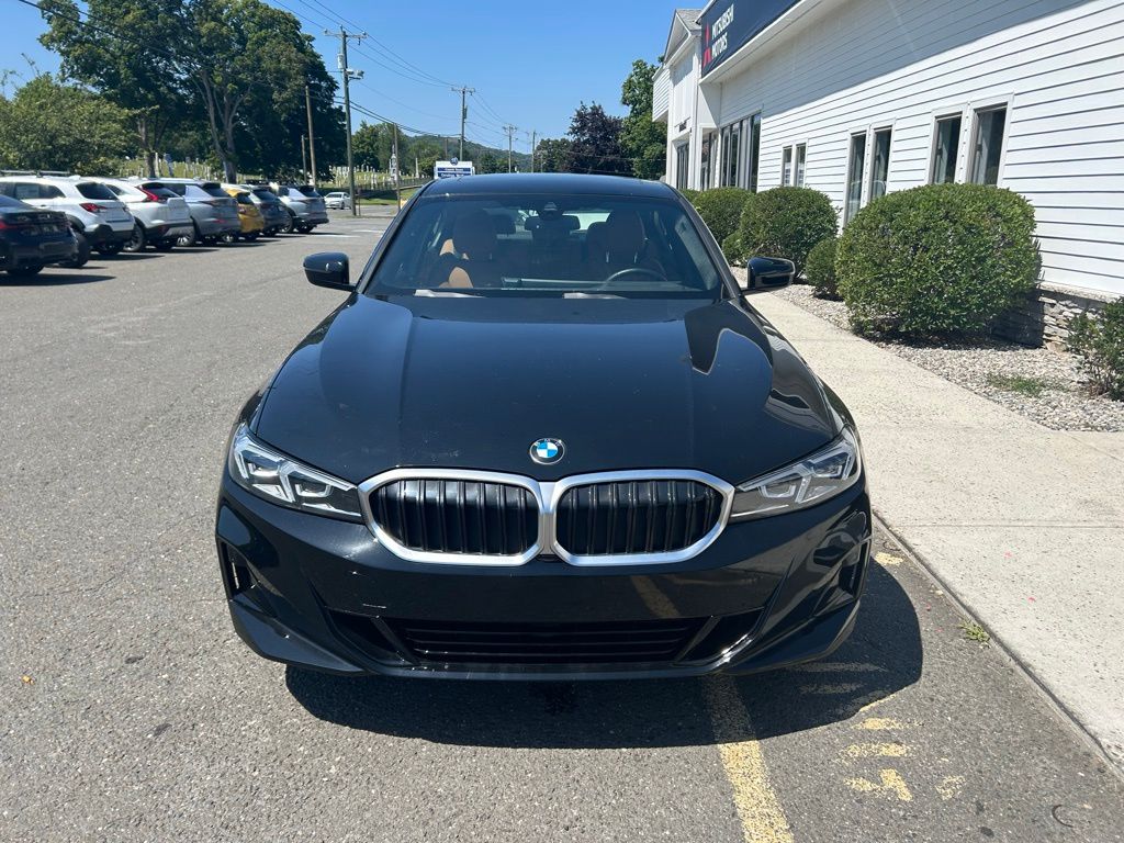 2023 Bmw 330i xDrive photo 2