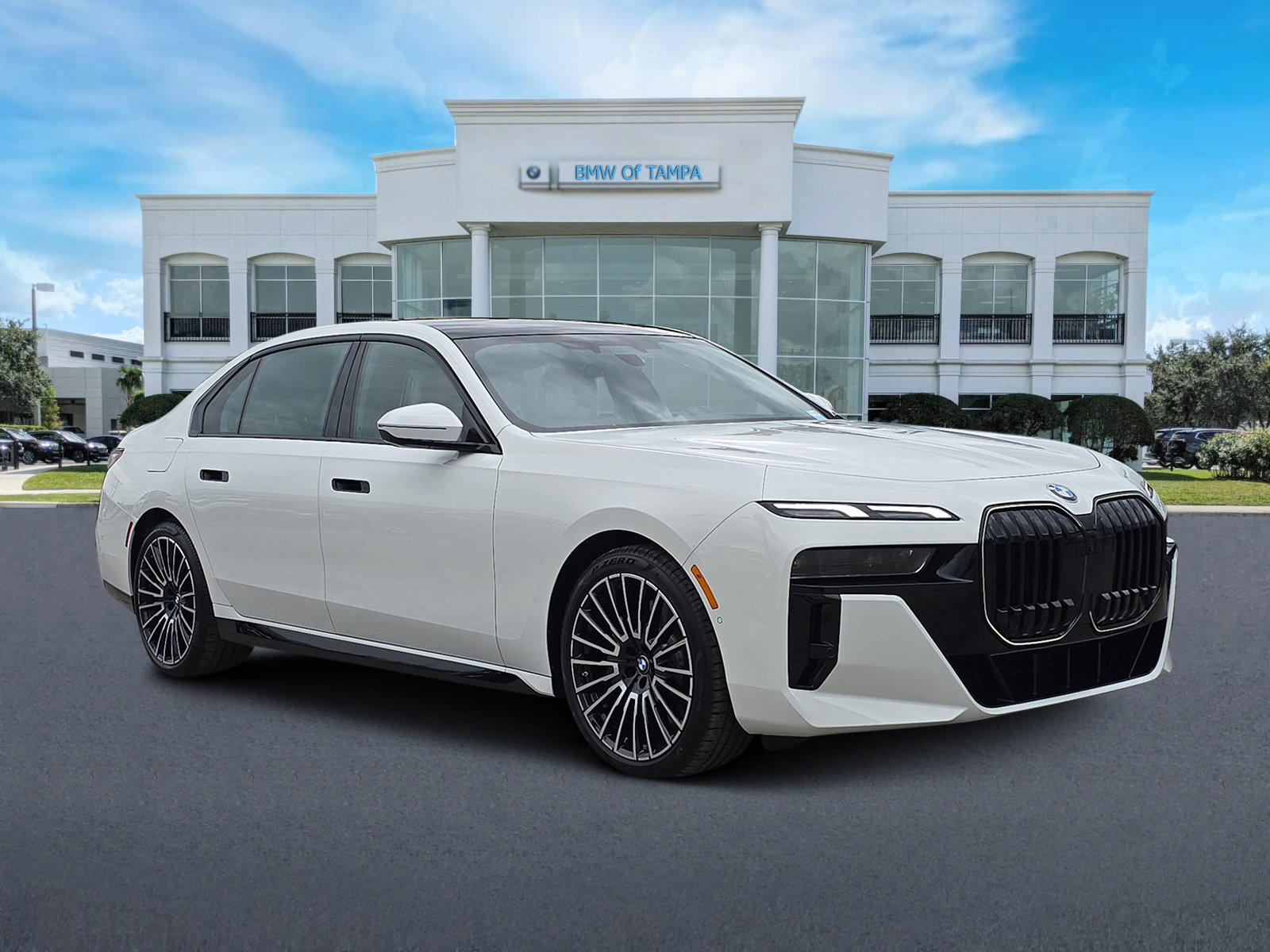 2025 BMW 7 Series 760i's photo