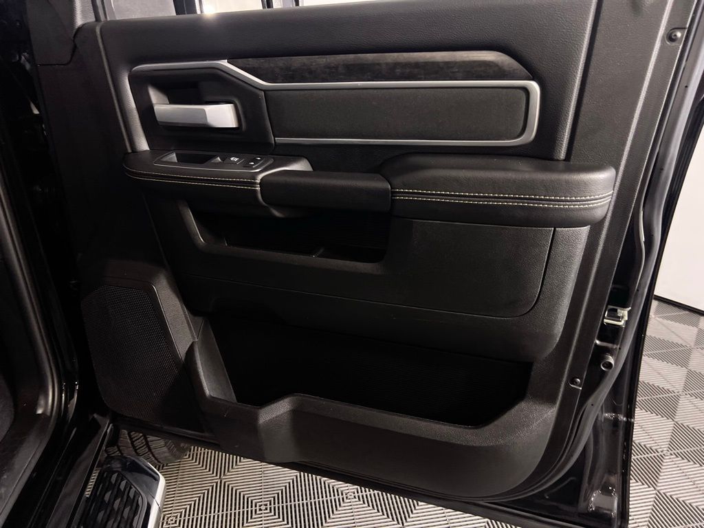 2024 Ram 2500 Big Horn photo 30