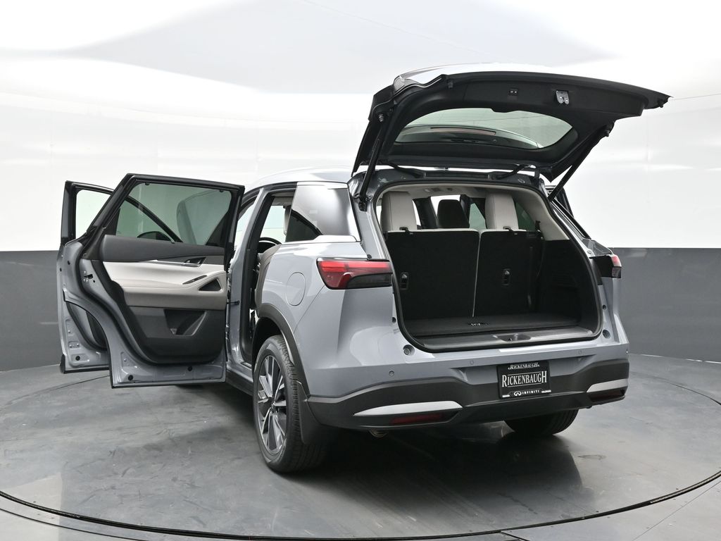 2026 Infiniti QX60 Luxe photo 39
