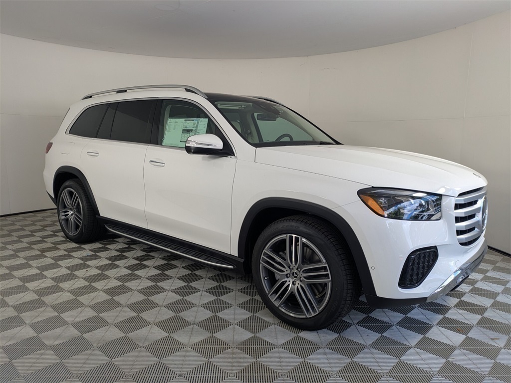 2026 Mercedes-Benz GLS Base's photo