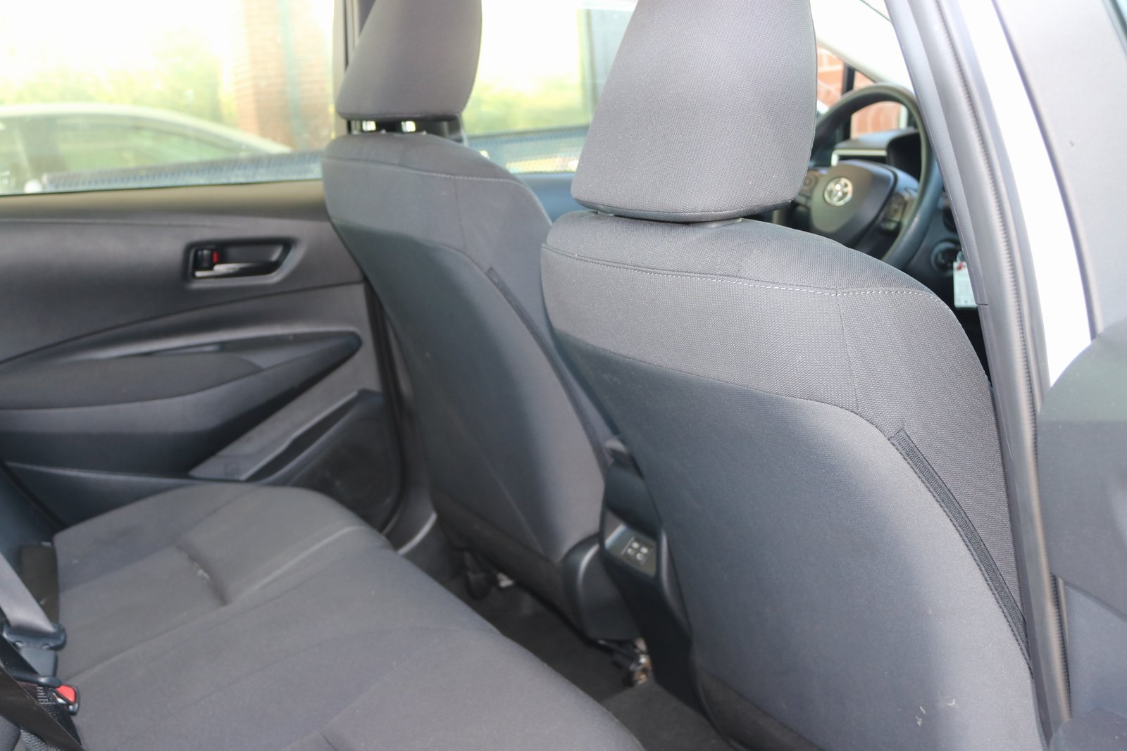 2023 Toyota Corolla LE photo 21