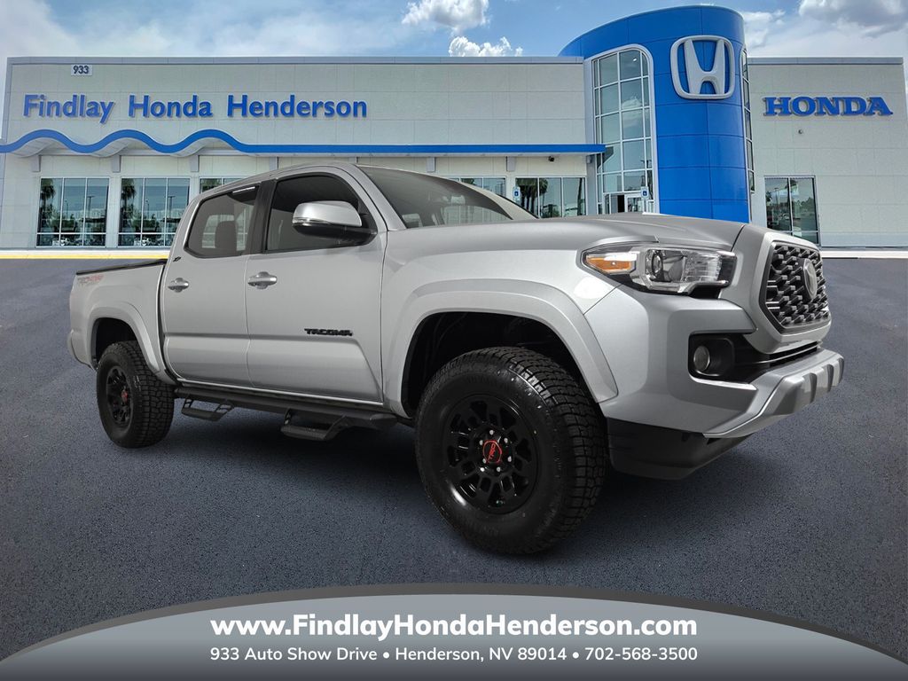 2022 Toyota Tacoma TRD Sport V6 photo 2