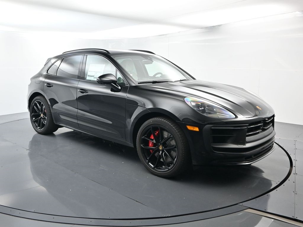2026 Porsche Macan GTS photo 14