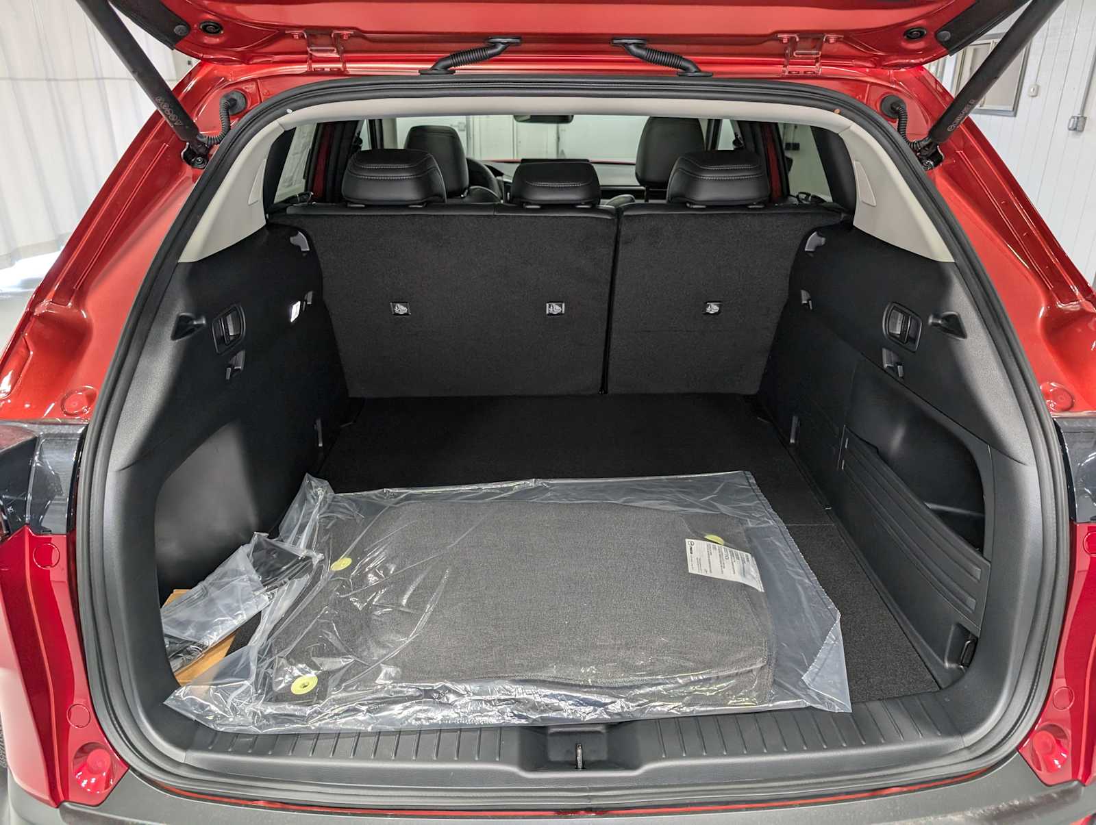 2025 Mazda CX-50 Premium photo 8