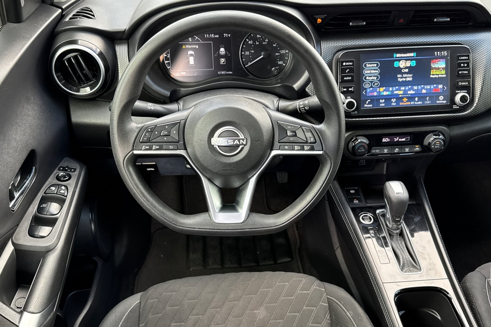 2022 Nissan Kicks SV photo 16