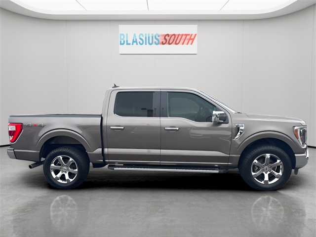 2022 Ford F-150 Lariat photo 2