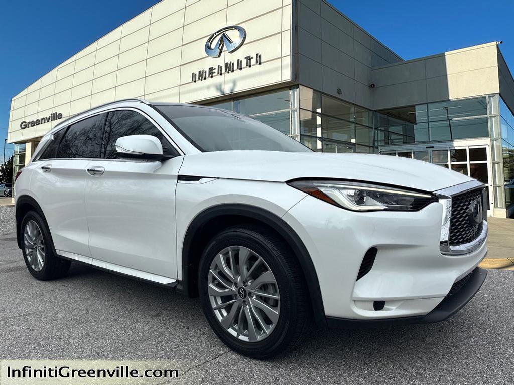 2023 INFINITI QX50 Luxe's photo