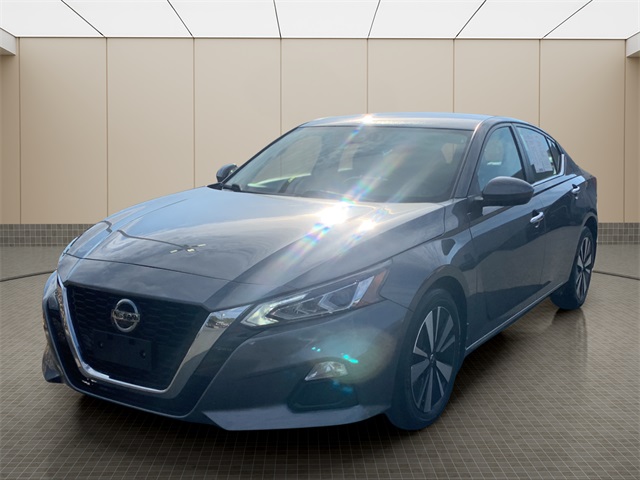 2022 Nissan Altima SV