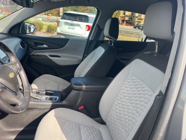 2018 Chevrolet Equinox LT photo 9