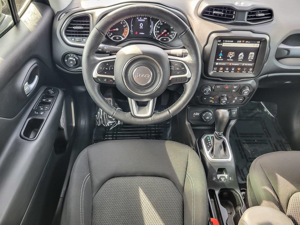 2023 Jeep Renegade Latitude Upland photo 8