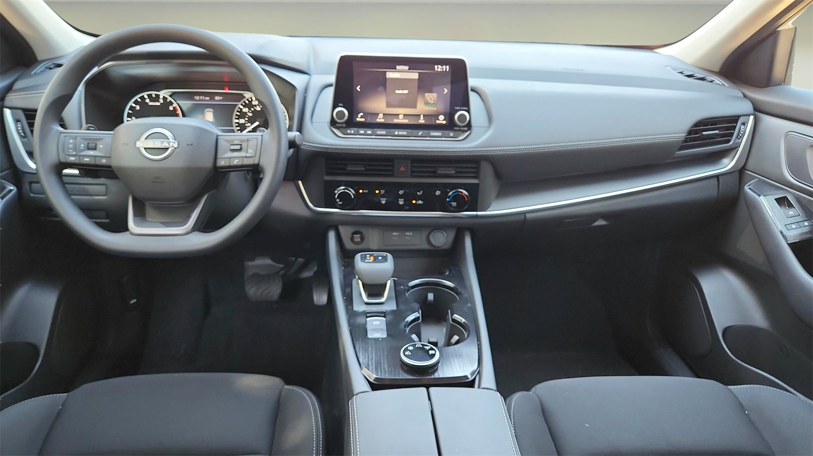 2025 Nissan Rogue S photo 15