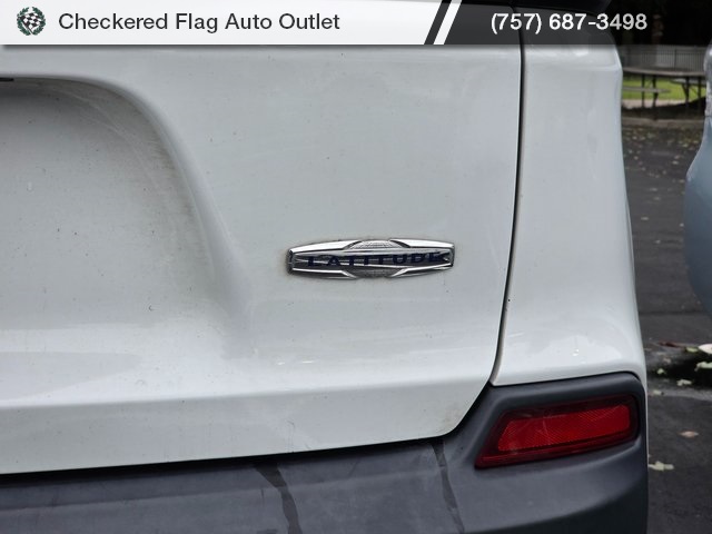 2019 Jeep Cherokee Latitude photo 8
