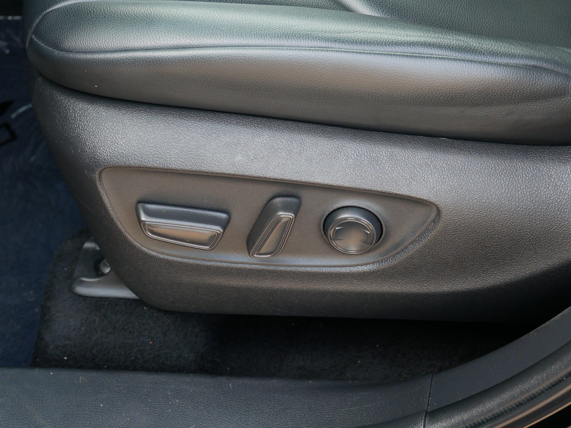 2022 Toyota Highlander XLE photo 19