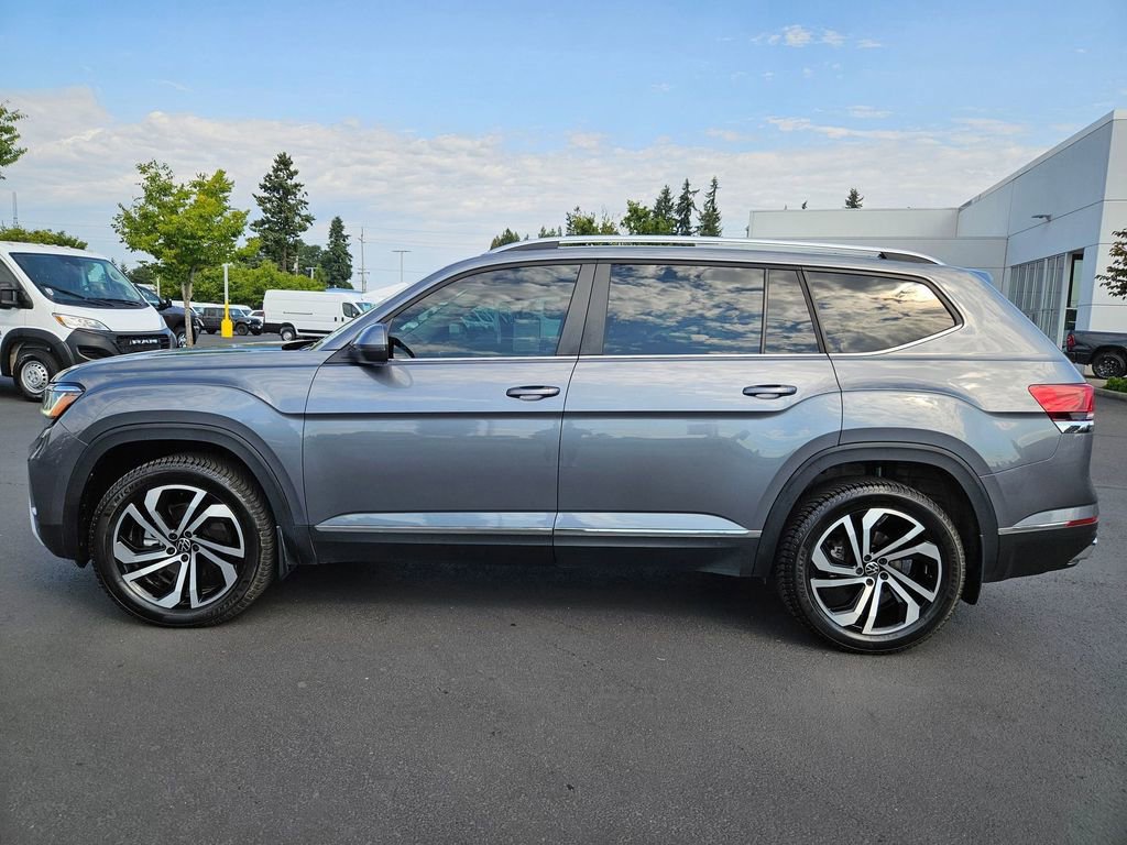2023 Volkswagen Atlas V6 SEL photo 3