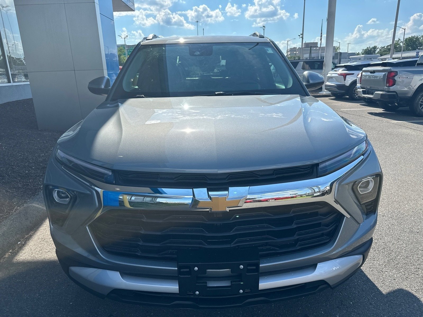 2026 Chevrolet Trailblazer LT photo 2