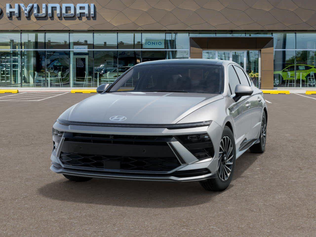 2025 Hyundai Sonata Hybrid Limited photo 2