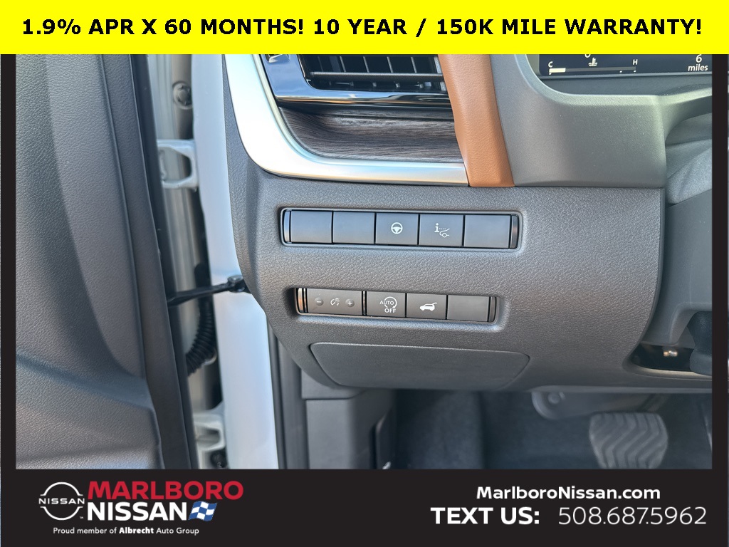 2026 Nissan Rogue Platinum photo 17