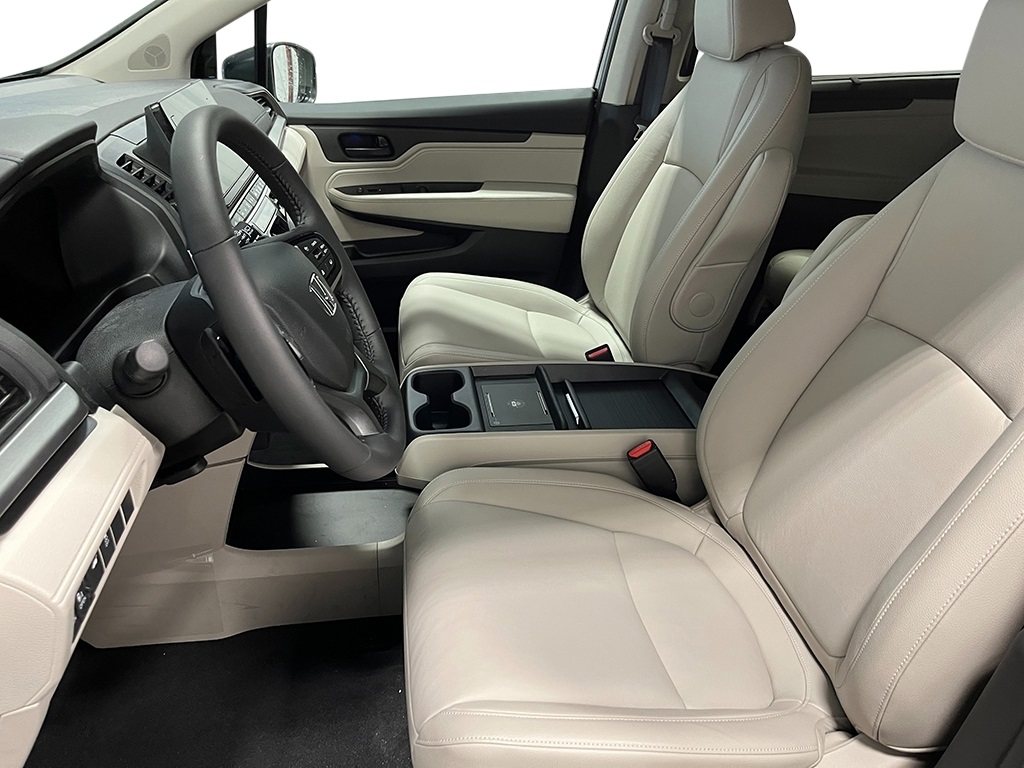 2026 Honda Odyssey EX-L photo 10
