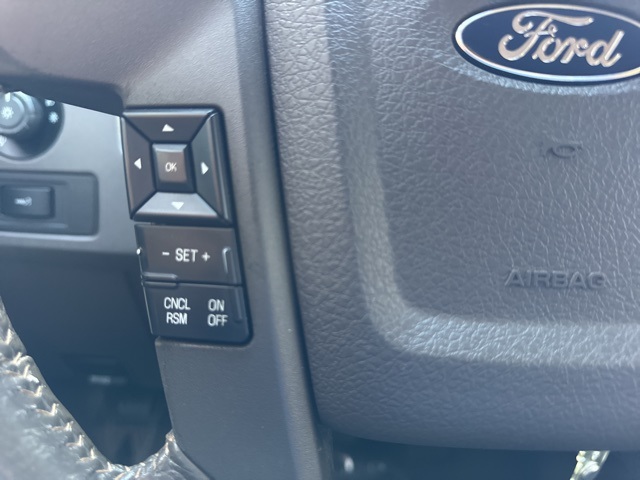 2014 Ford F-150 XLT photo 21