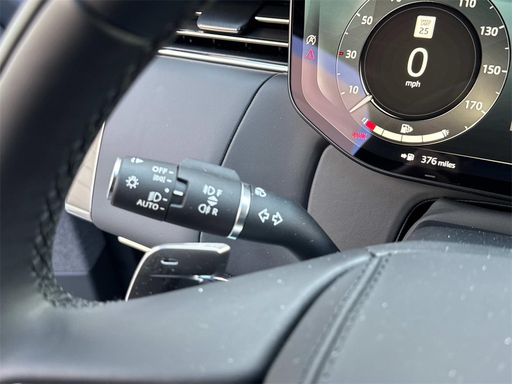 2025 Land Rover Range Rover Sport SE photo 28