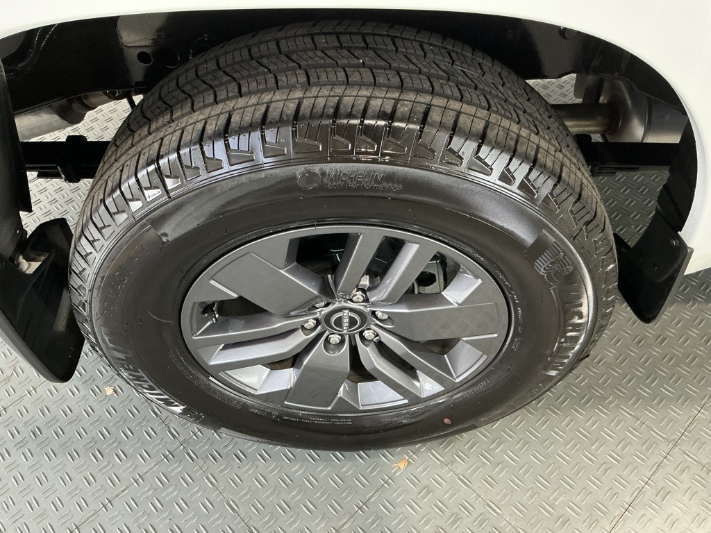2025 Nissan Frontier SV photo 31