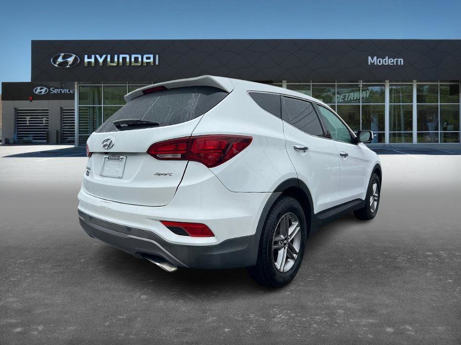 2017 Hyundai Santa Fe Sport Base photo 3