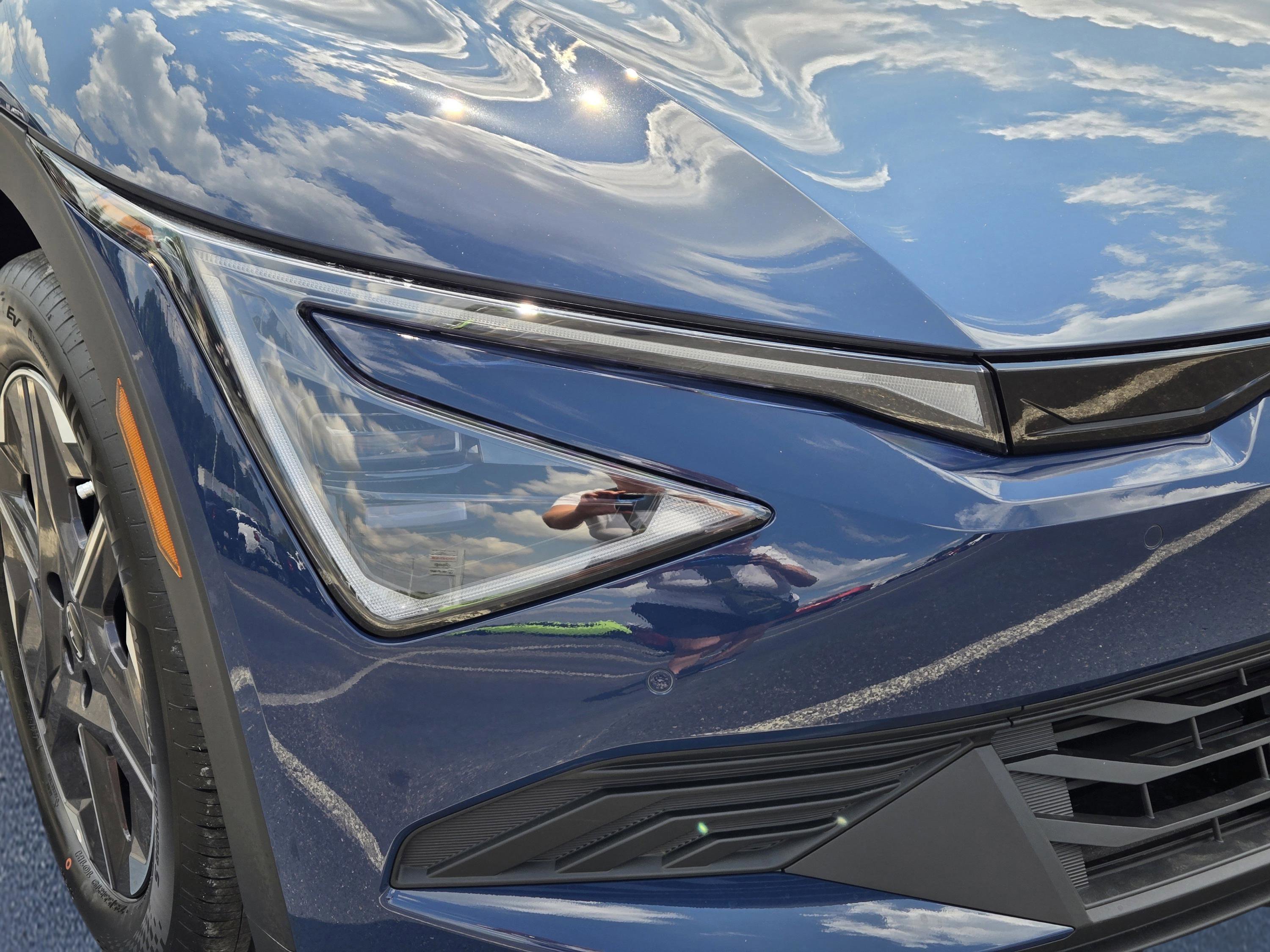 2025 Kia EV6 Light Wind photo 3