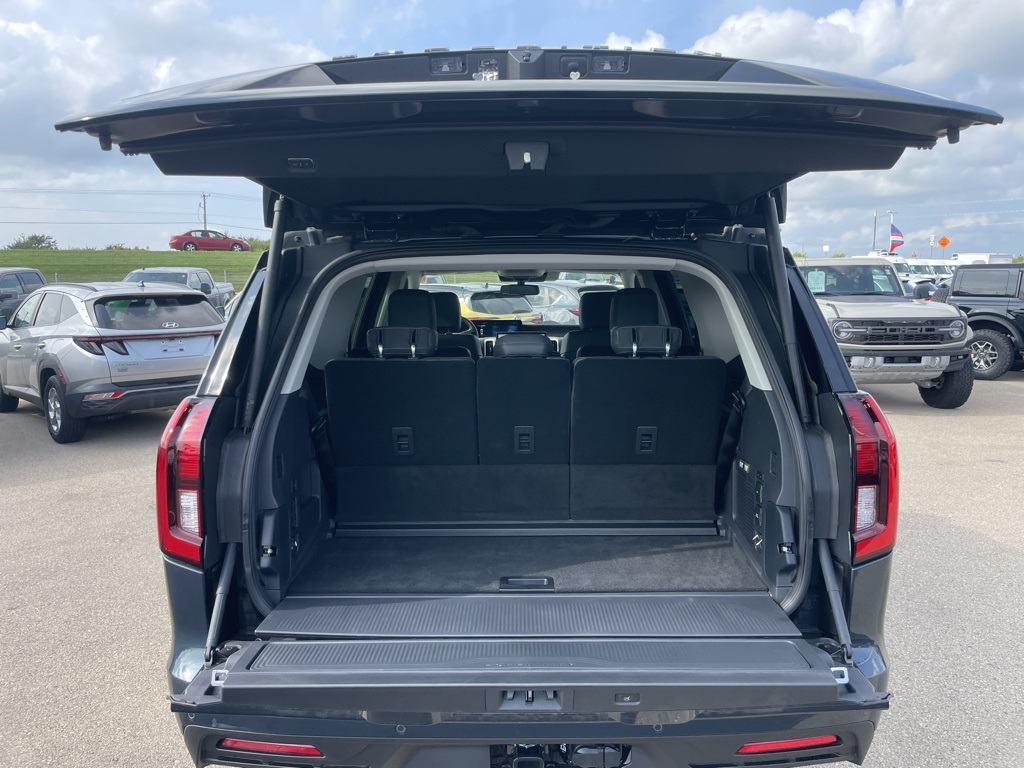2025 Ford Expedition photo 31