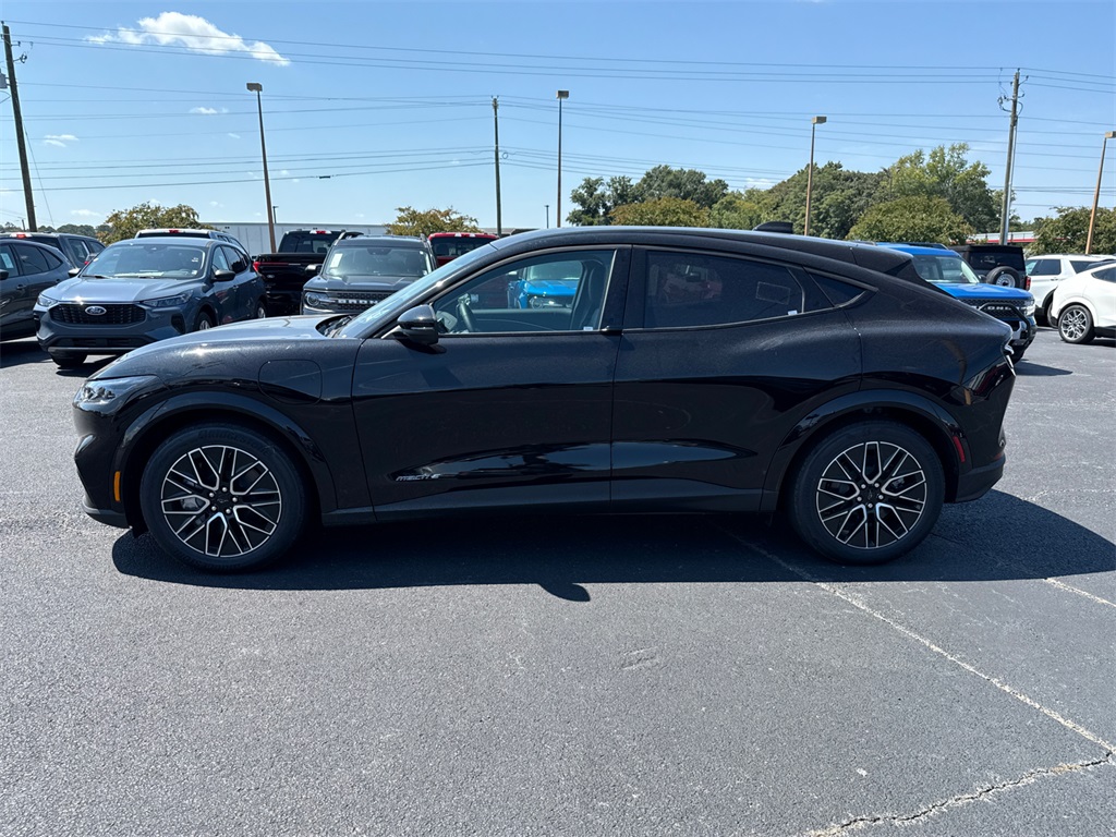 2025 Ford Mustang Mach-E Premium photo 5