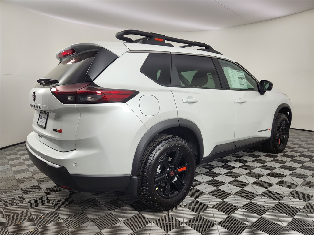 2026 Nissan Rogue SV photo 4