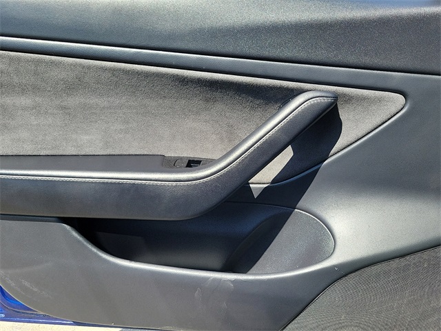 2020 Tesla Model 3 Performance photo 16