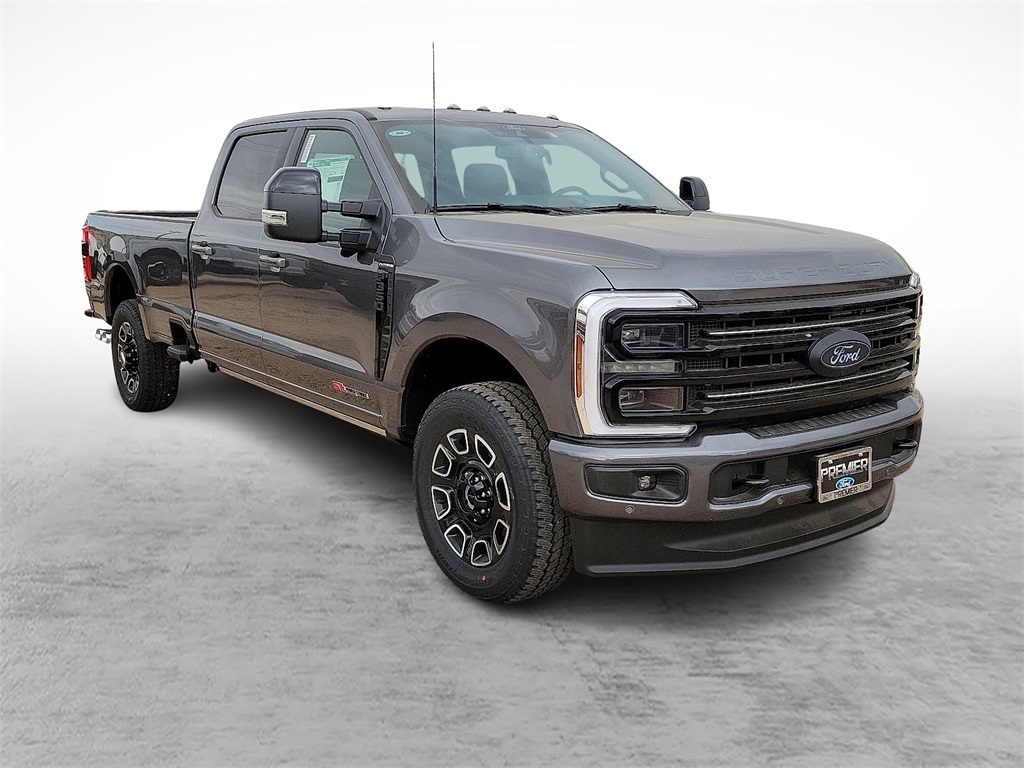 2026 Ford F-350 Super Duty Platinum's photo