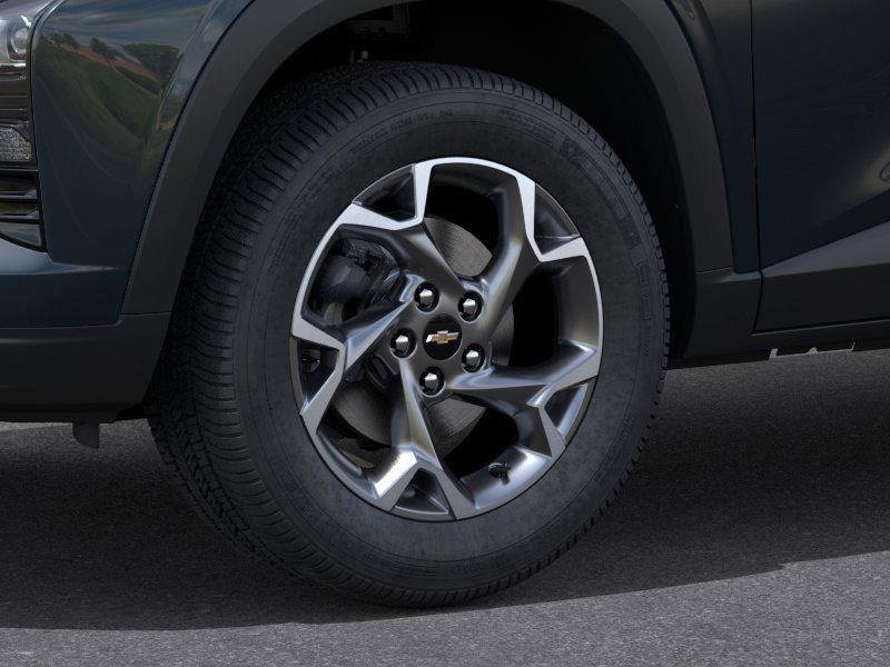 2025 Chevrolet Trax LT photo 6