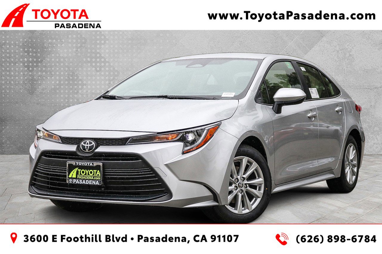 2026 Toyota Corolla LE's photo