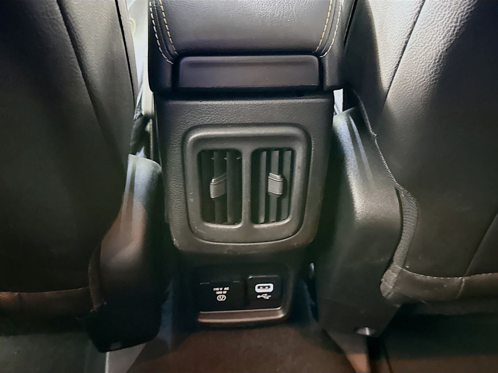 2020 Jeep Compass Latitude photo 22