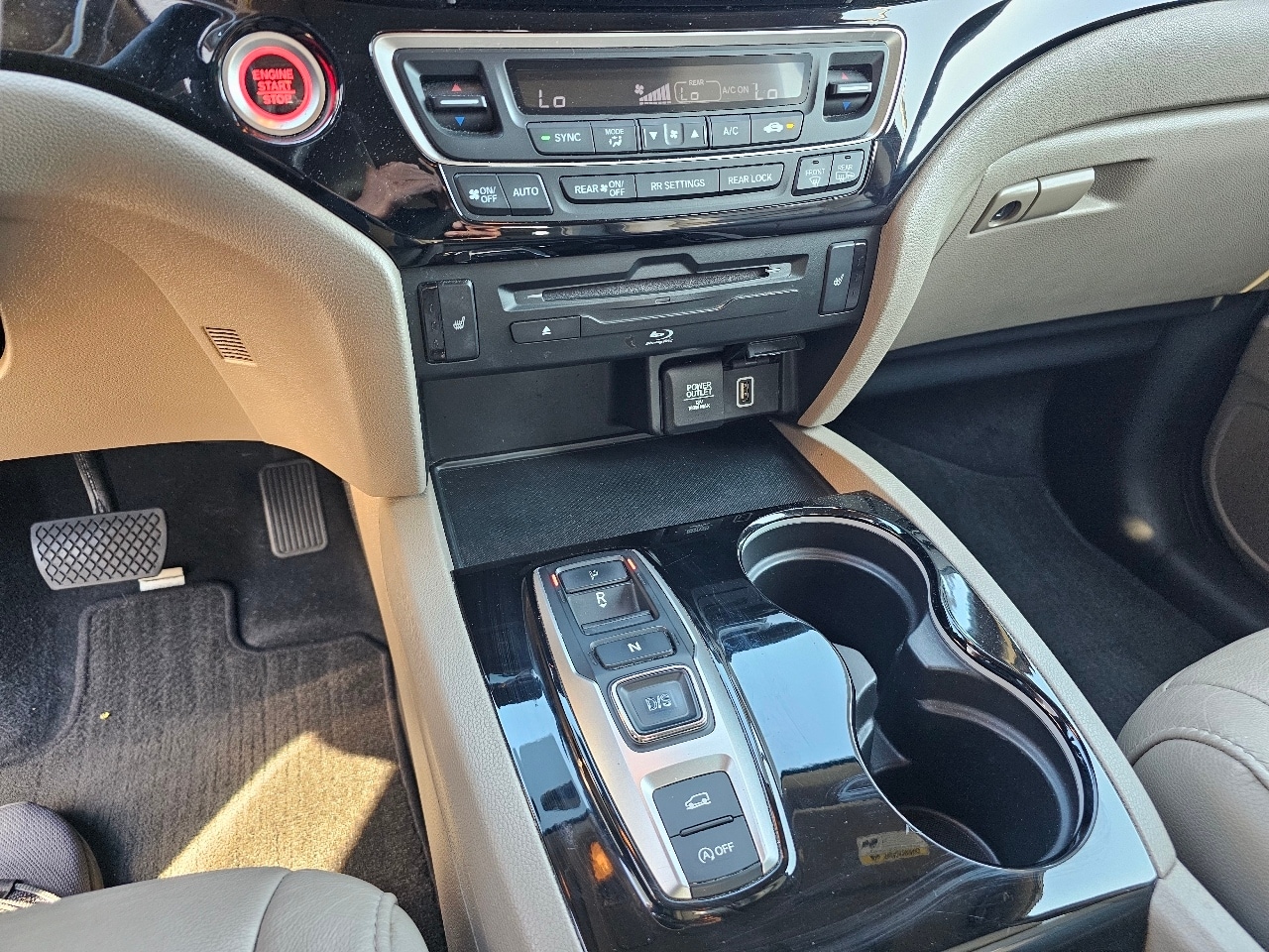 2019 Honda Pilot Touring photo 11