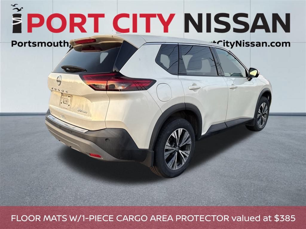 2021 Nissan Rogue SV photo 2