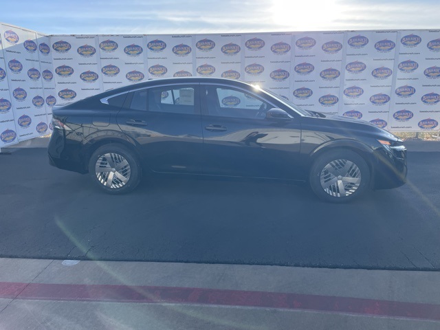 2026 Nissan Sentra S's photo