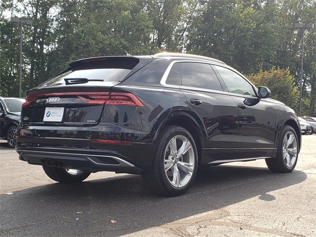 2020 Audi Q8 55 Premium Plus photo 2