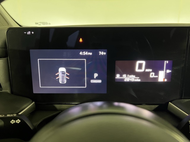 2025 Nissan Kicks S photo 13