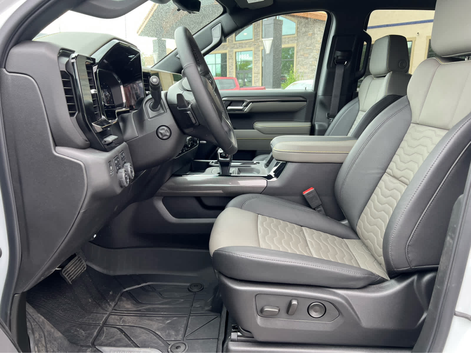 2025 Chevrolet Silverado 1500 ZR2 photo 15